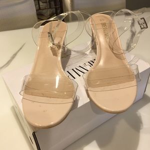 CLEAR ACRYLIC NUDE HEELS BY DREAM PAIRS 6.5